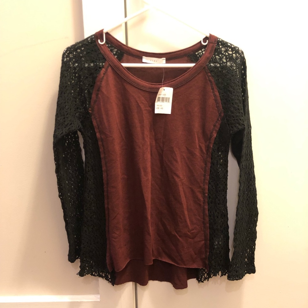 NWT Maroon/Black Long Sleeve Shirt W/ Lace Sleeves